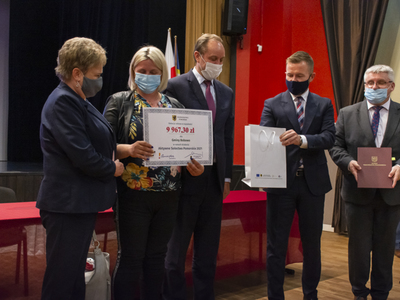 Zdjęcie z uroczystego podpisania umów Aktywne Sołectwo Pomorskie 2021