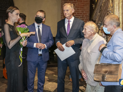 zdjęcie z zakończenia Międzynarodowego Festiwalu Muzyki Organowej w Pelplinie 