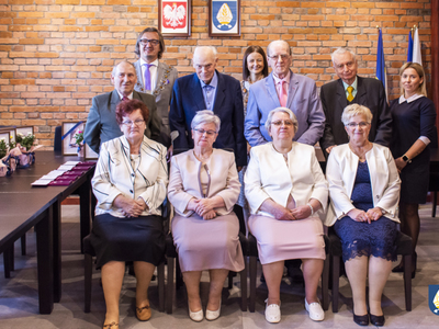 zdjęcie z uroczystości wręczenia Medali za Długoletnie Pożycie Małżeńskie