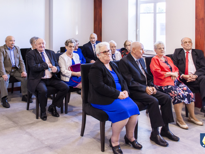 zdjęcie z uroczystości wręczenia Medali za Długoletnie Pożycie Małżeńskie