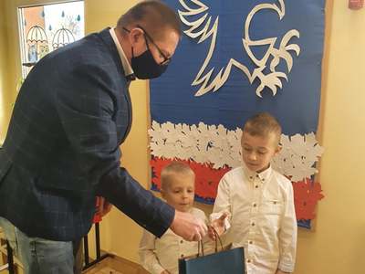 Zdjęcie z wręczenia nagrody