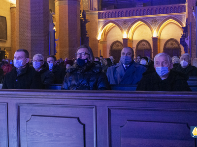 zdjęcie z wydarzenia Świąteczny koncert połączony z Gminną Galą Wolontariatu 2021