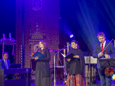 zdjęcie z wydarzenia Świąteczny koncert połączony z Gminną Galą Wolontariatu 2021
