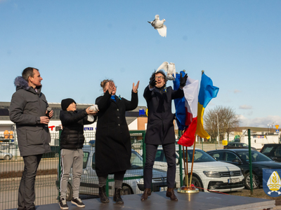 zdjęcie z manifestacji dla Ukriany 