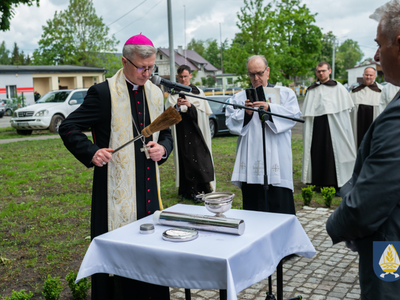 zdjęcia z uroczystości ku czci błogosławionego o. Hilarego Januszewskiego