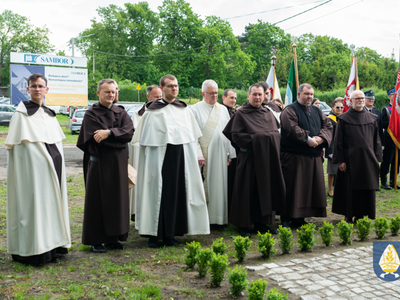 zdjęcia z uroczystości ku czci błogosławionego o. Hilarego Januszewskiego