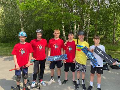 zdjęcia z wydarzenia "Zakręceni na skate parku" w Rożentalu