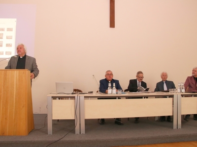 zdjęcie z konferencji  „Ks. Bernard Sychta – człowiek nauki, kultury i Kościoła”