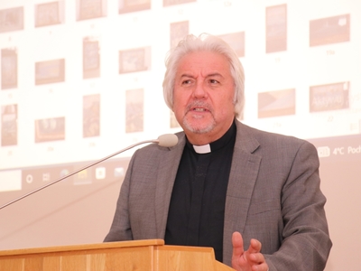 zdjęcie z konferencji  „Ks. Bernard Sychta – człowiek nauki, kultury i Kościoła”