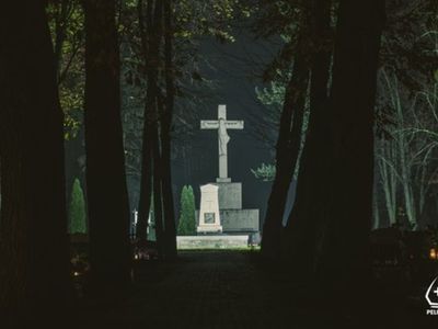 zdjęcie pelpliński cmentarz Uroczystość Wszystkich Świętych 2022