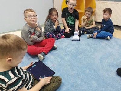 zdjęcie z bezpłatnych zajęć dodatkowe w pelplińskich przedszkolach