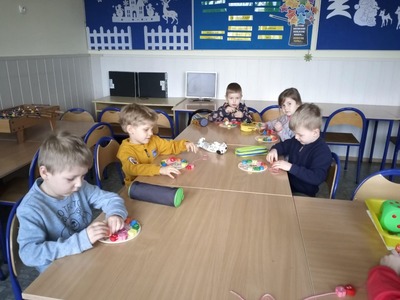 zdjęcie z bezpłatnych zajęć dodatkowe w pelplińskich przedszkolach