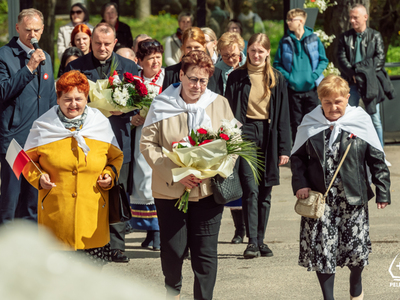 zdjęcie z pelplińskich obchodów Święta Narodowego Trzeciego Maja