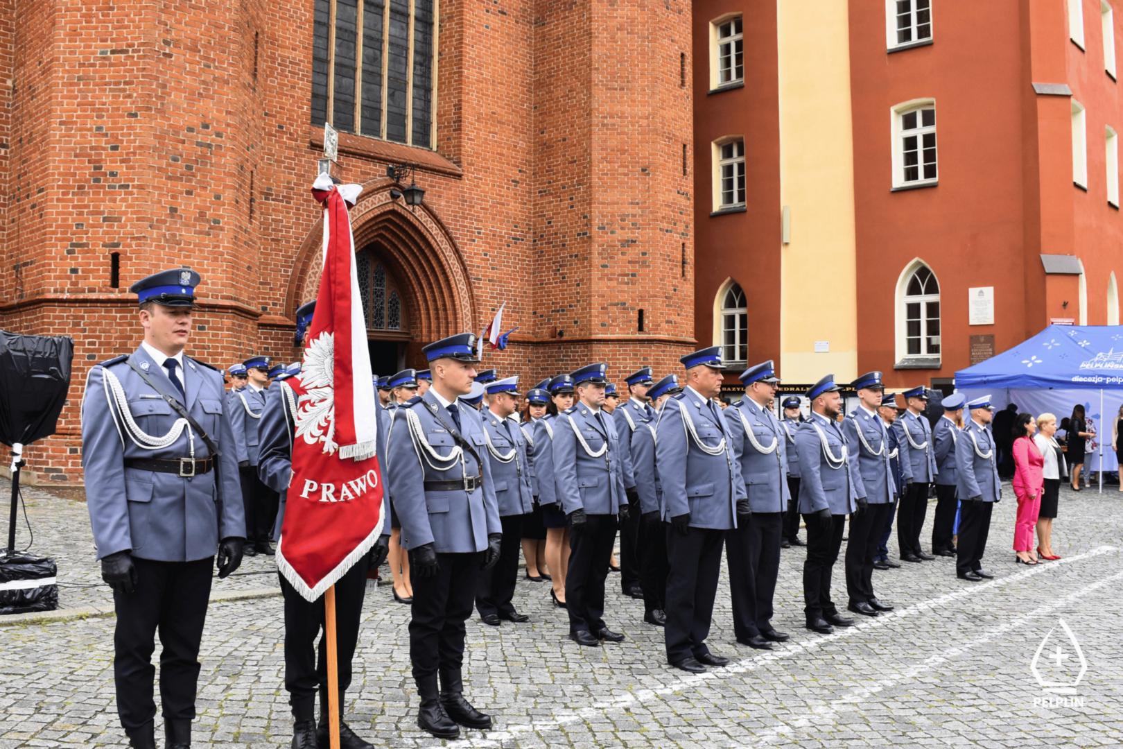 zdjęcie z obchodów Powiatowego Święta Policji w Pelplinie