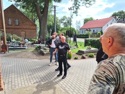 Zdjęcie z wycieczki motocyklowej po Nizinie Walichnowskiej 