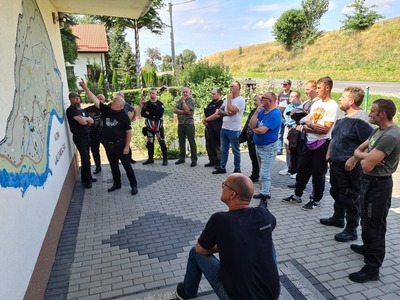 Zdjęcie z wycieczki motocyklowej po Nizinie Walichnowskiej 