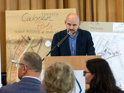 zdjęcie z zakończenia Pomorskiej Akademii Planowania Przestrzeni Publicznej w Pelplinie