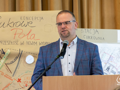 zdjęcie z zakończenia Pomorskiej Akademii Planowania Przestrzeni Publicznej w Pelplinie