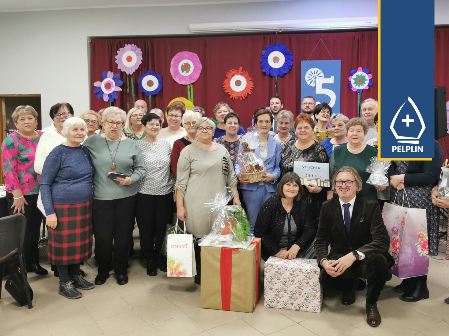 Zdjęcie z obchodów 5-lecia Klubu Seniora w Lignowach Szlacheckich 