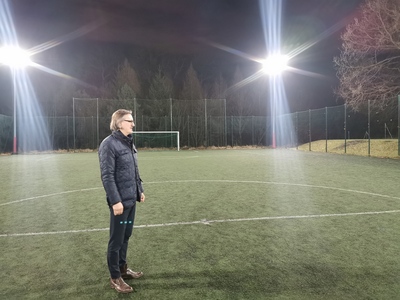 zdjęcie przedstawiające oświetlenie na pelplińskim Orliku