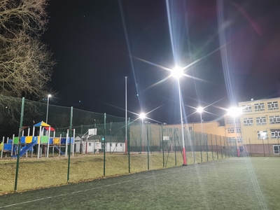zdjęcie przedstawiające oświetlenie na pelplińskim Orliku