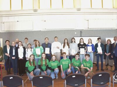 zdjęcie z wydarzenia Gminny Konkurs „OMNIBUS EKO-LOGICZNY”