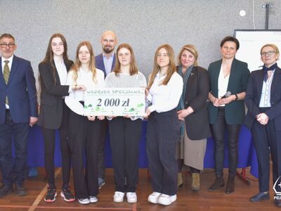 zdjęcie z wydarzenia Gminny Konkurs „OMNIBUS EKO-LOGICZNY”