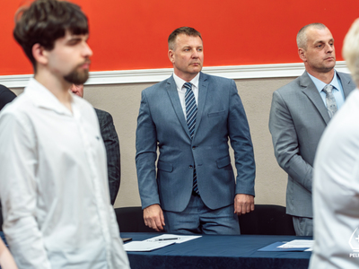 zdjęcie z pierwszej sesji XI Kadencji Rady Miejskiej w Pelplinie