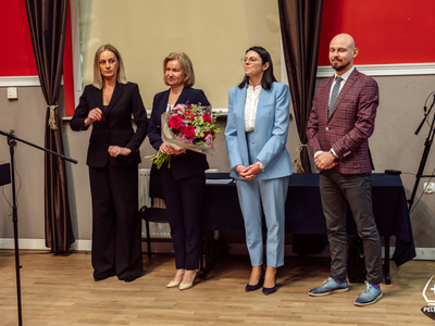 zdjęcie z pierwszej sesji XI Kadencji Rady Miejskiej w Pelplinie