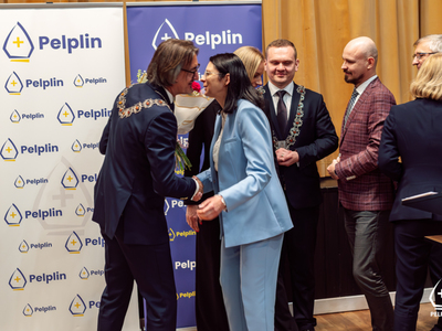 zdjęcie z pierwszej sesji XI Kadencji Rady Miejskiej w Pelplinie