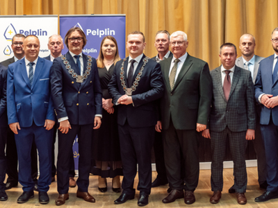 zdjęcie z pierwszej sesji XI Kadencji Rady Miejskiej w Pelplinie