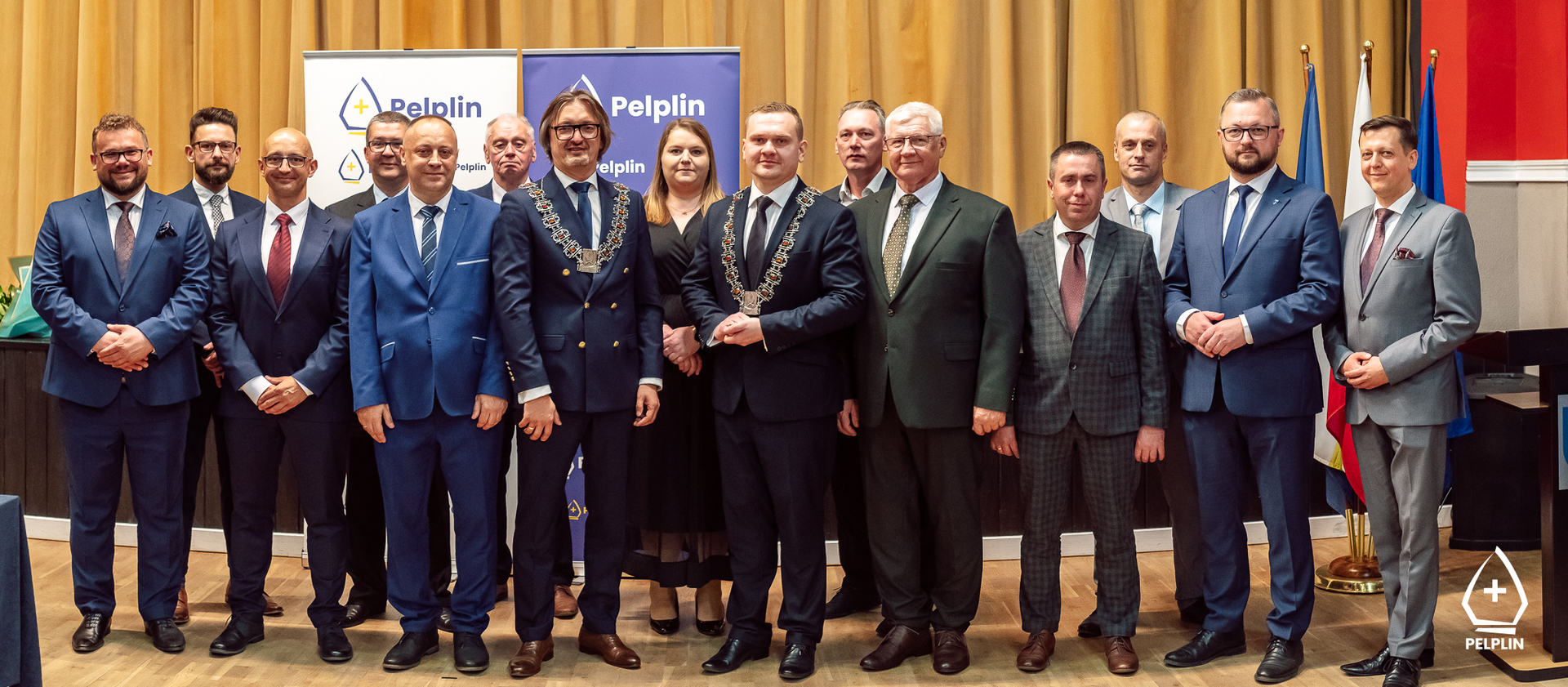 zdjęcie z pierwszej sesji XI Kadencji Rady Miejskiej w Pelplinie