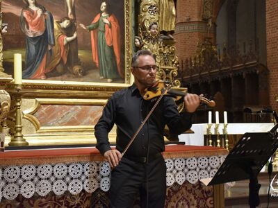 zdjęcie z koncertu finałowego Międzynarodowego Festiwalu Muzyki Organowej 2024