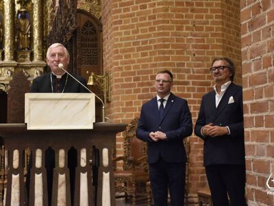 zdjęcie z koncertu finałowego Międzynarodowego Festiwalu Muzyki Organowej 2024