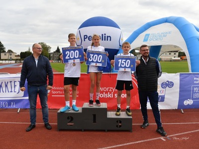 zdjęcie z zawodów lekkoatletycznych 