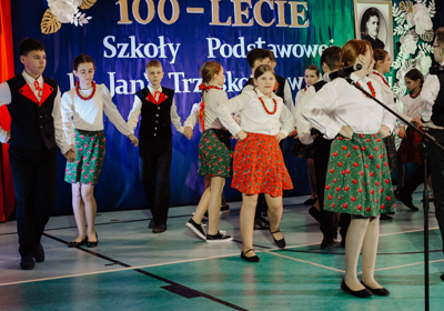 100-LECIA SZKOŁY PODSTAWOWEJ IM. KSIĘDZA JANA TRZASKOMY W PORZĄDZIU