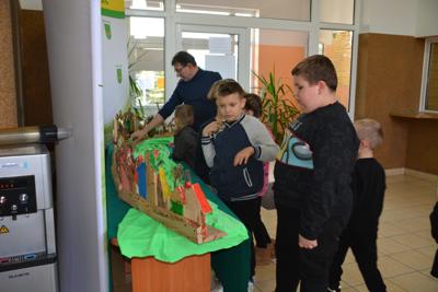 "Coś z niczego"