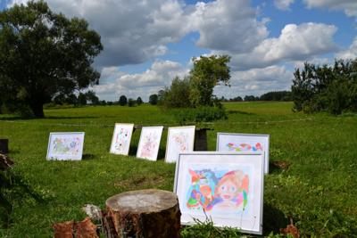 Uwaga! Świeżo malowane! 2025