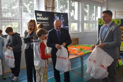 „Jesteś widoczny, jesteś bezpieczny!” – kampania edukacyjna w Porządziu 