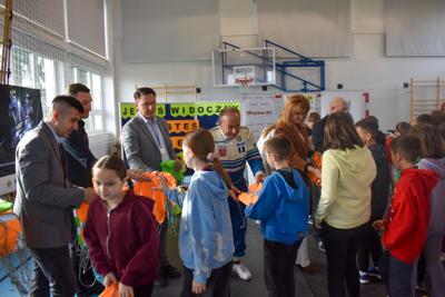 „Jesteś widoczny, jesteś bezpieczny!” – kampania edukacyjna w Porządziu