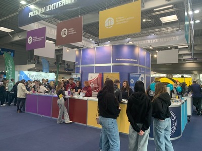 Oferta uczelni wyższej na Targach Edukacyjnych w Poznaniu