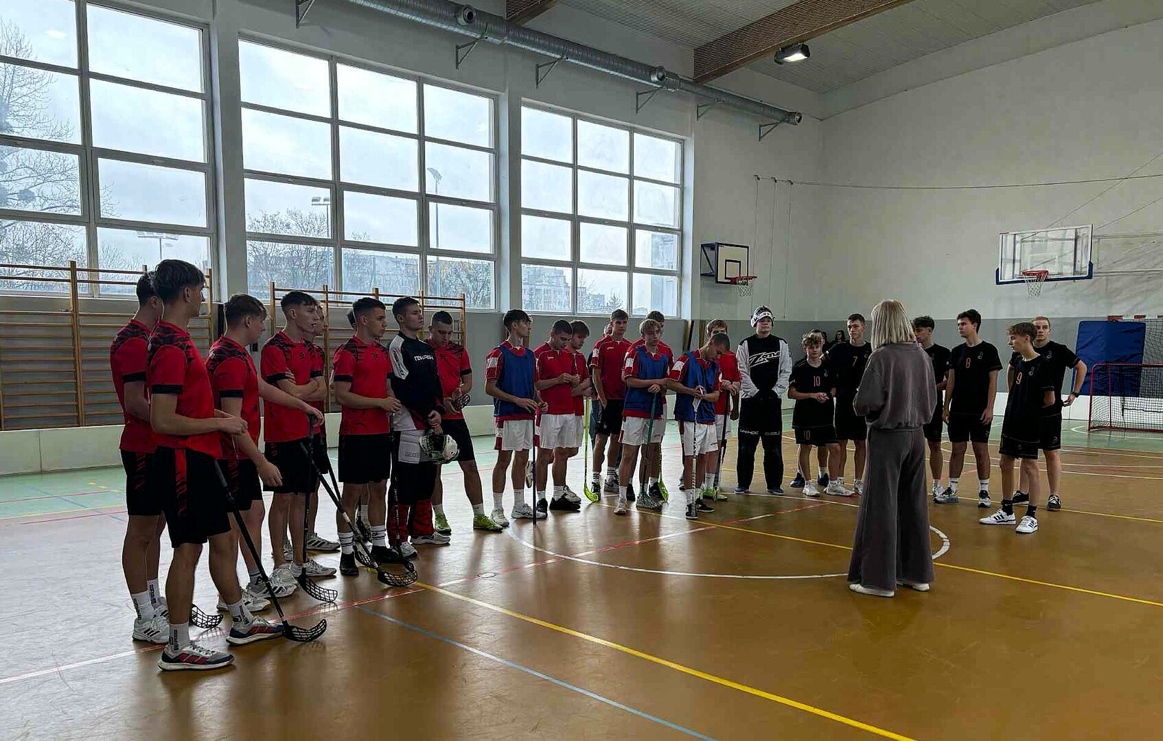 polfinaly_hokeja_chl_zsn_gasawa_2.jpg [1885x1202]