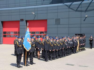 Na zdjęciu uczestnicy uroczystości podczas wydarzenia.