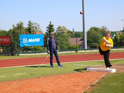 Na zdjęciu uczestnicy zawodów lekkoatletycznych. 
