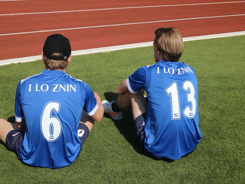 Na zdjęciu uczestnicy zawodów lekkoatletycznych.