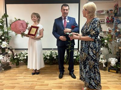 Na zdjęciu Beata Czaczyk - Dyrektor MIPBP, Starosta Żniński Zbigniew Jaszczuk, Aleksandra Nowakowska - Przewodnicząca Rady Powiatu w Żninie.