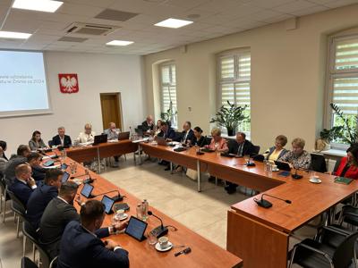 Na zdjęciu Radni Rady Powiatu w Żninie.