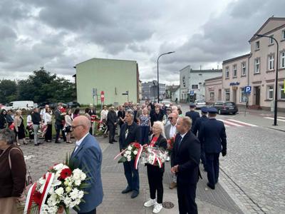Na zdjęciu uczestnicy uroczystości 81. rocznicy wybuchu Powstania Warszawskiego.