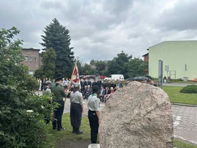 Na zdjęciu uczestnicy uroczystości 81. rocznicy wybuchu Powstania Warszawskiego.