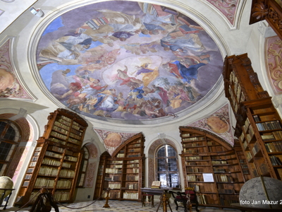 Biblioteka klasztorna